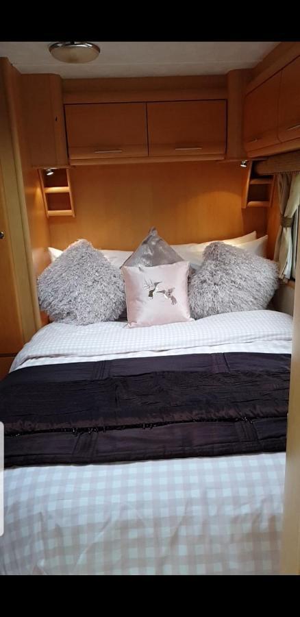 Self Contained Holiday Home Caravan Corsham Kültér fotó