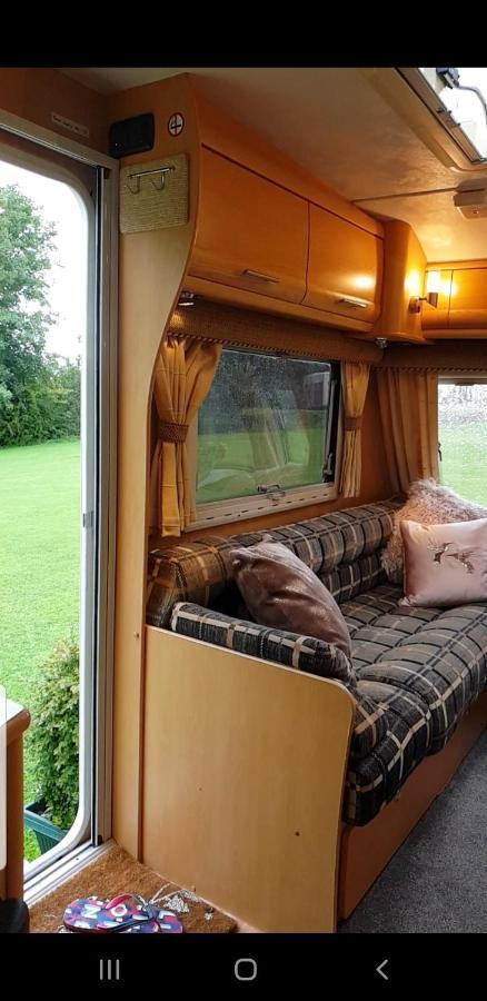 Self Contained Holiday Home Caravan Corsham Kültér fotó
