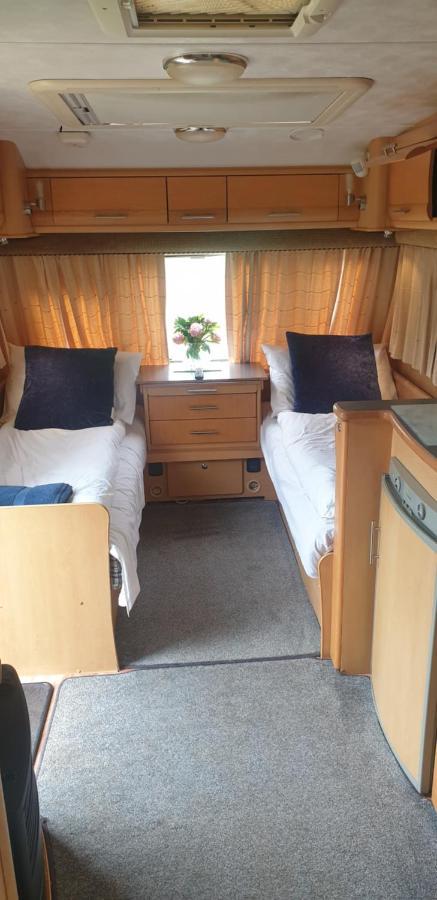 Self Contained Holiday Home Caravan Corsham Kültér fotó